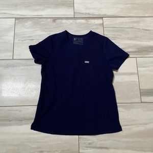 Navy figs Catarina one pocket scrub top small